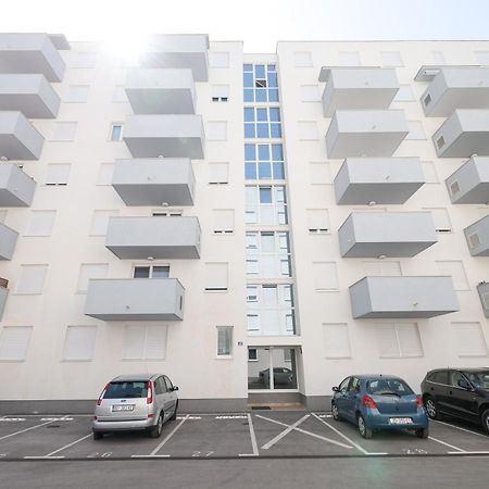 Alpha Level Apartment 扎达尔 外观 照片