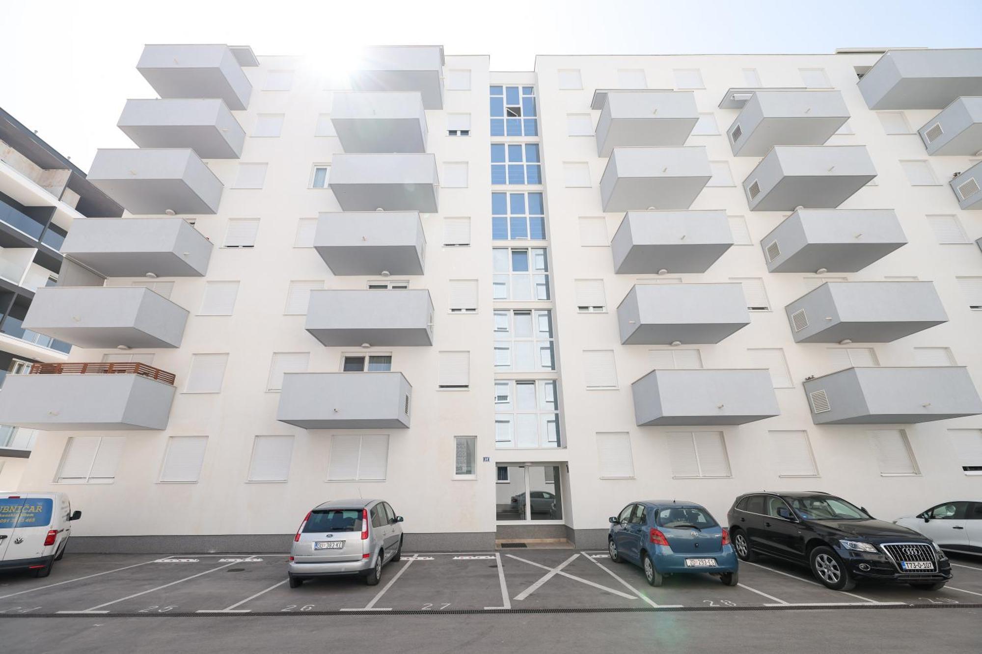 Alpha Level Apartment 扎达尔 外观 照片
